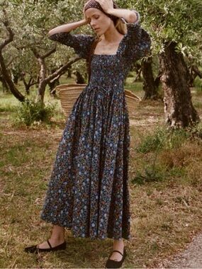 Doen Smocked Square Neck Floral Maxi Dress in Navy